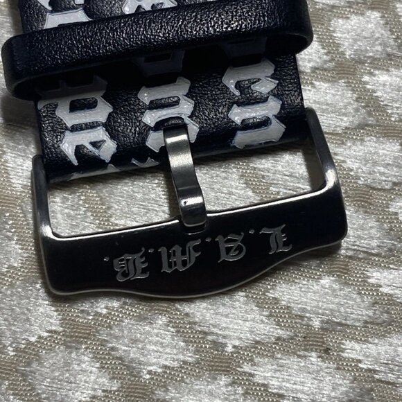 L.A.M.B. Gwen Stefani Women’s Watch LBA_0201001 Swiss Quartz - Picture 4 of 13